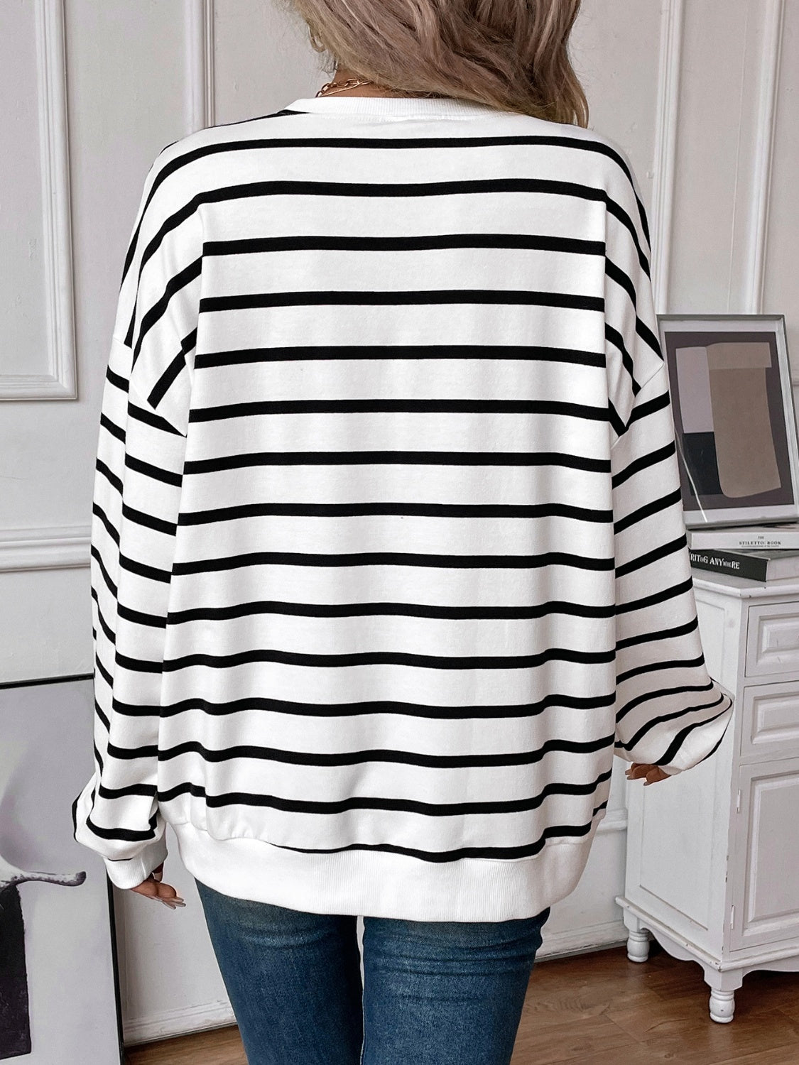 Lovelet Striped Round Neck Long Sleeve Sweatshirt